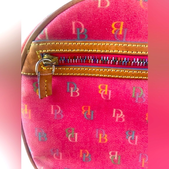 Y2K Raspberry Backpack- GUC - Picture 10 of 12